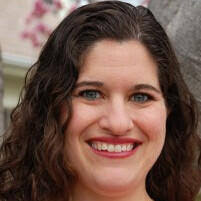 Heather Sapp's Instagram, Twitter & Facebook