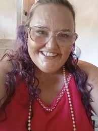 Does anyone know a Seth that has a group of mostly girls looking for him? A  few weeks ago a group of girls came late at night and knocked