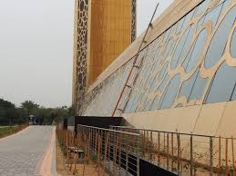 I was initially hesitant to drop by the dubai frame since the weather visibility wasn't the best at the time. A Dubai Frame Review Rachel S Ruminations