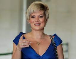 O registro é resultado de declarações do parlamentar durante uma live. Joice Hasselmann Entra Com Acao No Tse Para Deixar Psl