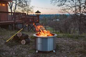 The biggest problem with most open fire pits is the excessive smoke they tend to produce. Breeo Double Flame 19 Smokeless Fire Pit Meadow Creek Barbecue Supply