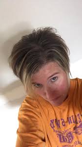 🎄🎅🏼🎁 feeling festive in her candy cane hair Used blowout cream, mousse  and oil for shine