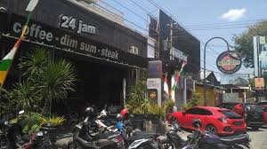 Rayakan Hut Ke 9 Ampm Cafe Resto Solo Kembangkan Bisnis Pioner Kafe 24 Jam Halaman All Tribun Solo