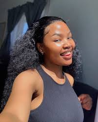 👤 Becky sent you a private message 5 minutes ago "Where are you from?"