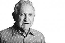 Albert Crawford's Instagram, Twitter & Facebook