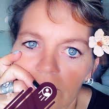 To enter: Klaireperfumery.co.za 1. Comment your favourite scent from their  website. 2. Tag as many friends as you can — the more you tag, the better  your chances of winning! That's all!