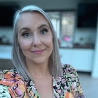 Danielle Mcgovern's Instagram, Twitter & Facebook