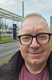 Happy and above all grateful to share that I recently received my second  Merck Award for Innovation powered by Digital and Data; alongside my  incedible former team members!