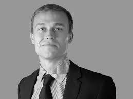 Flossie Knox's Instagram, Twitter & Facebook