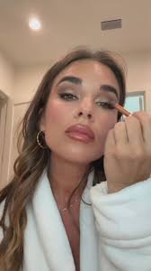 One of my fav Rihanna songs!! Love