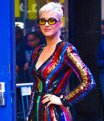 With jamie lee curtis, lindsay lohan, mark harmon, harold gould. Katy Perry Good Morning America Short Hair Styles Katy Perry Short Hair Hair Styles