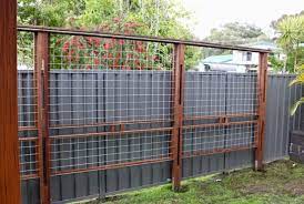 How to build a trellis fence out of reclaimed wood and wire mesh! 21 Best Diy Trellis Ideas For The Gardener In You Crazy Laura