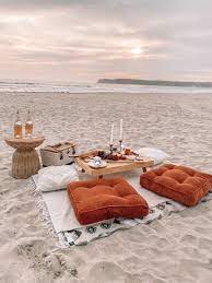 How To Create A Luxury Beach Picnic Packing List Liz Lovery In 2021 Beach Picnic Picnic Inspiration Romantic Beach Picnic