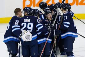 The jets lineup is very light on nhl players. Edmonton Oilers Vs Winnipeg Jets 102019 Free Pick Nhl Betting Odds