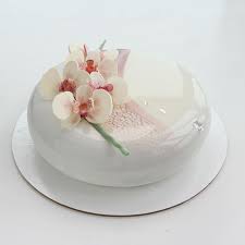 Gateau Glacage Miroir Recette De Gateau Miroir Avec Un Revetement De Glacage Brillant Mirror Glaze Cake Recipes Mirror Glaze Cake Mirror Cake