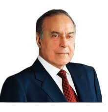 Baku Higher Oil School honors memory of Great Leader Heydar Aliyev