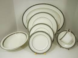 Royal Doulton Ravenswood Dinnerware 32 Piece Set Royal Doulton Dinnerware Midcentury Dinnerware