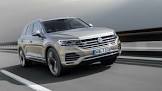 VOLKSWAGEN-TOUAREG