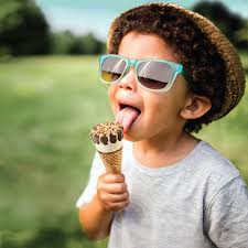 Dedicated Farmers. Happy Cows. Real Milk.