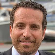 Is Caesars replacing staff upgrades with an algorithm?