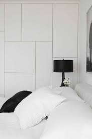 Les Portes De Placard On Vous Donne 45 Idees En Photos Chambres A Coucher Modernes Placard En Bois Porte Placard