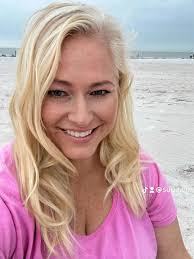 Hi all, I would like to introduce myself and my offerings I am a Reiki  master, Emotion code practioner and Shamanic healer. I offer  Reiki/sound/shamanic healing all in one session or individual