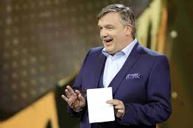 Bekannte beispiele in deutschland sind hierfür talkmaster alfred biolek und komiker hape kerkeling,. Haper Kerkeling Er Schwarmt Von Michael Bully Herbig Gala De