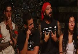 O τριανταφυλλοσ στο highlight της χρονιάς στο survivor όλη η επικαιρότητα, καθημερινά αστεία βίντεο. Survivor 4 Agrios Kabgas Toy Triantafylloy Me Toys Kokkinoys Sto Symboylio Grtimes Gr