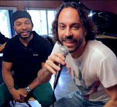 Videoclip Um Brinde A Amizade De Boss Ac Com Gabriel Pensador Mip Musica