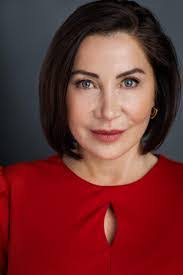 Tamara Prescott's Instagram, Twitter & Facebook