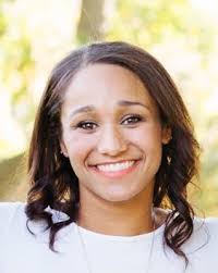 Liz Moeller's Instagram, Twitter & Facebook