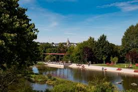 Kurpark mit wasserspielen, spielplatz, streichelzoo, kräutergarten, barfußpfad, tischtennis, federball etc. Rundtour 2 Kurpark Brilon Sauerland