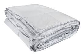 Das dänische bettenlager ist eine dänische handelskette, die unter dem namen jysk holding firmiert. Decke 840g Falketind Warm 135x200 Danisches Bettenlager