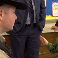 Deputy helps 5-yr-old boy live out his “perfect day” after letter to the  newspaper