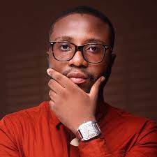 20tempshistorique🌶️ Jojo, l'ascension d'un talent pur. L'employé modèle à  Pygma. Sérieux. Dédié. Créatif. Bosseur. Toujours positif, toujours humble  — avec une assurance tranquille. Pas étonnant qu'il ait gravi les échelons  avec aisance.