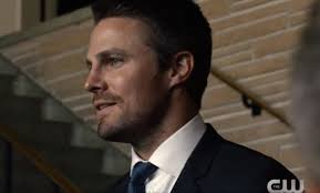 Was Arrow's Bruce Wayne Name Drop A Sign Of Things To Come?
