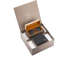 Men have a reputation as being hard to find gifts for, but that isn't necessarily the case. Men S Gift Ideas Wallets And Sunglasses Set Bvlgari
