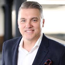 Travis Dalton's Instagram, Twitter & Facebook