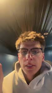 Riley James (@rileyjamesmusic)