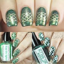 Who is st patrick zum kleinen preis hier bestellen. St Patrick S Day Nail Stamping With Superficially Colorful Lacquer Copycat Claws Nail Stamping Celtic Nails St Patricks Day Nails