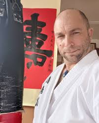 Il Maestro Pietro Zaupa, oggi 8° Dan FIJLKAM, è una delle figure più  autorevoli del karate italiano e un punto di riferimento storico per la  città di Vicenza. La sua passione per