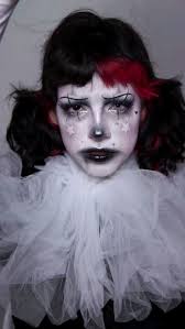 Ella Alvarez (rosellamaealvarez)