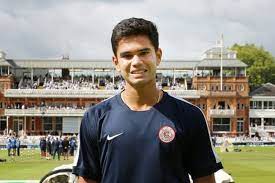 Sachin tendulkar's son arjun tendulkar was the surprise inclusion in indian u19 squad for sri lanka tour. Ipl Auction Arjun Tendulkar Gets Maiden Indian Premier League Deal Joins Champions Mumbai Indians