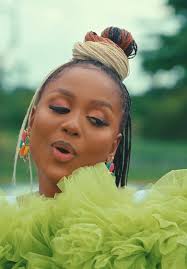 MAMA MKWE: Pata Maua Yake na Ujumbe wa Mapenzi