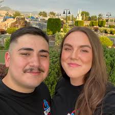 Cars & crust car meet at Motown's pizzeria?