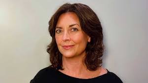 Adam Kuczek's Instagram, Twitter & Facebook