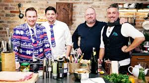 On diy network's kitchen impossible, expert carpenter and electrician marc bartolomeo helps discouraged homeowners transform their terrible kitchens into sparkling new spaces. Tim Malzer Und Tim Raue Kochen Bei Kitchen Impossible Die Weihnachts Edition Gegen Roland Trettl Und Christian Lohse