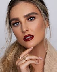 Erin Prete's Instagram, Twitter & Facebook