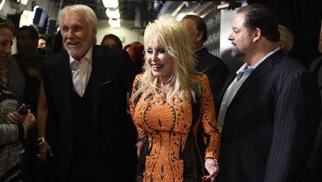 Dolly Parton, Chris Stapleton lead Kenny Rogers tribute special