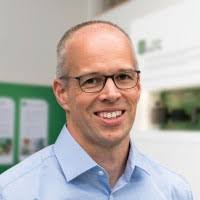 200+ "Moers" profiles